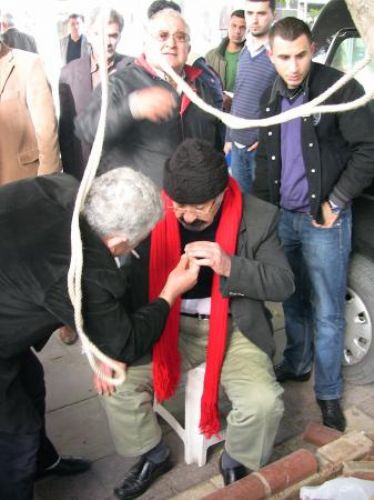 Küçük protestosu öldürüyordu 5