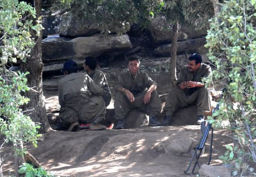 Çekilen PKK'lılardan çarpıcı fotoğraflar 11