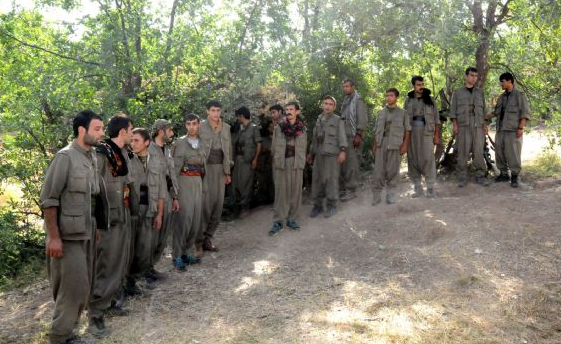 Çekilen PKK'lılardan çarpıcı fotoğraflar 13