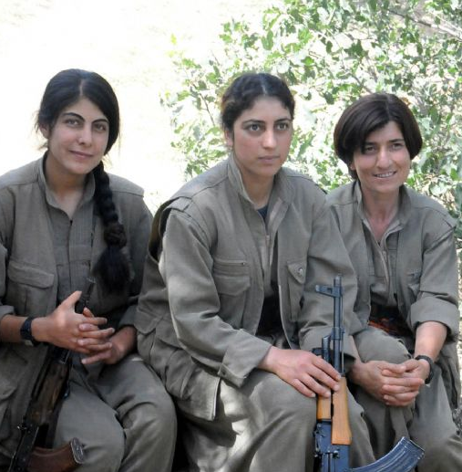 Çekilen PKK'lılardan çarpıcı fotoğraflar 8