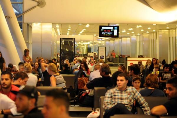 Atatürk Havalimanı'nda Bomba Araması 7