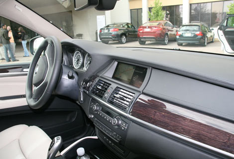 BMW X6 ülkeye giriş yapmadan tükendi 12