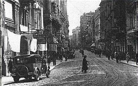 2. Abdülhamit'in vefatı 27