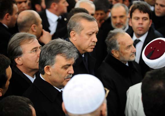Erbakan'ın cenazesinden ilk kareler 105