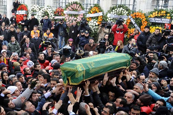 Erbakan'ın cenazesinden ilk kareler 120