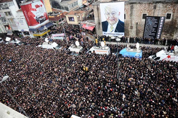 Erbakan'ın cenazesinden ilk kareler 122
