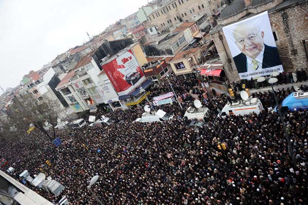 Erbakan'ın cenazesinden ilk kareler 125