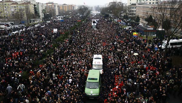 Erbakan'ın cenazesinden ilk kareler 160