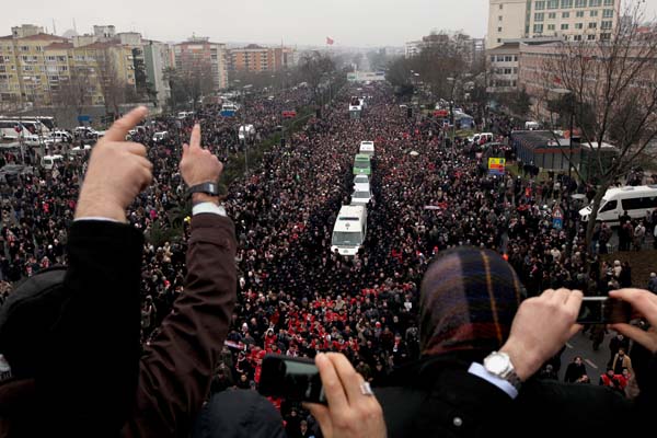 Erbakan'ın cenazesinden ilk kareler 166