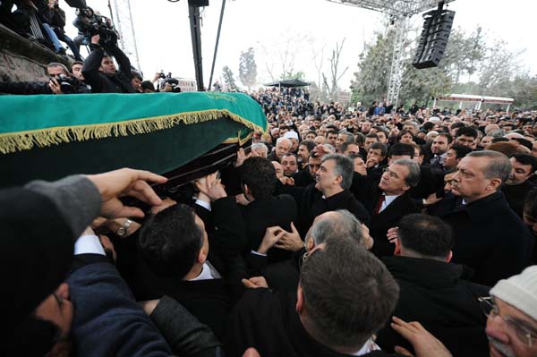 Erbakan'ın cenazesinden ilk kareler 167