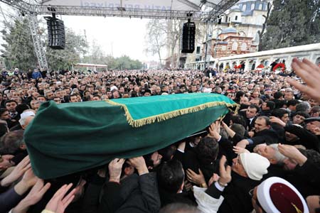 Erbakan'ın cenazesinden ilk kareler 172