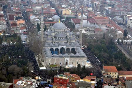 Erbakan'ın cenazesinden ilk kareler 182