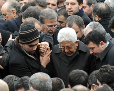 Erbakan'ın cenazesinden ilk kareler 186