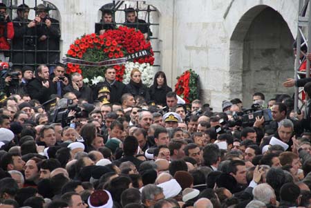 Erbakan'ın cenazesinden ilk kareler 189