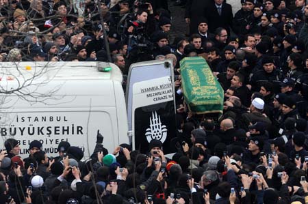 Erbakan'ın cenazesinden ilk kareler 232