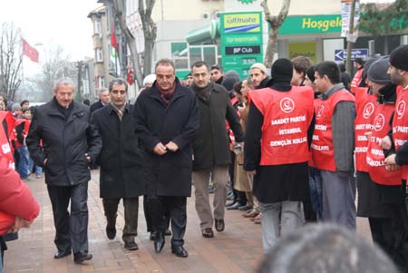 Erbakan'ın cenazesinden ilk kareler 240