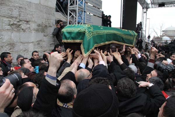 Erbakan'ın cenazesinden ilk kareler 30