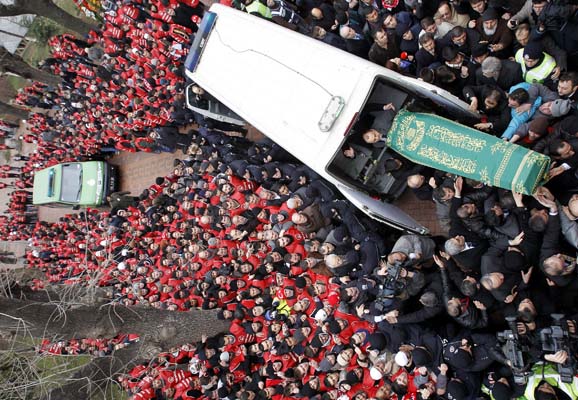 Erbakan'ın cenazesinden ilk kareler 47