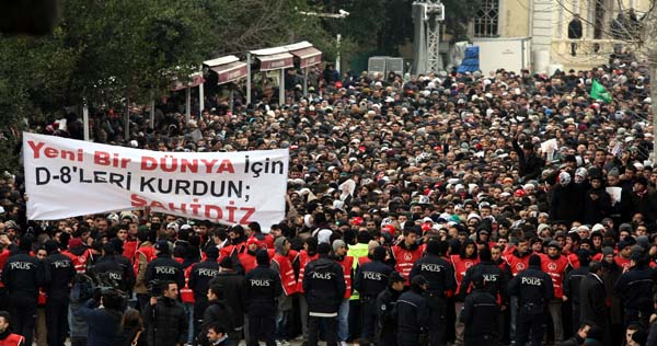 Erbakan'ın cenazesinden ilk kareler 51
