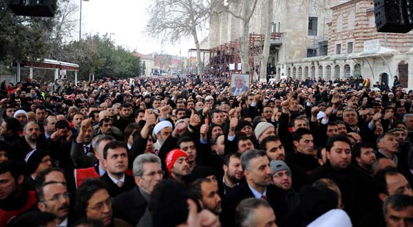Erbakan'ın cenazesinden ilk kareler 64