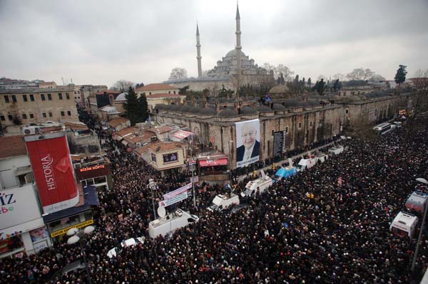 Erbakan'ın cenazesinden ilk kareler 66