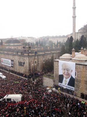 Erbakan'ın cenazesinden ilk kareler 96