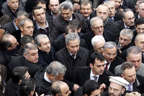 Erbakan'a veda! 129