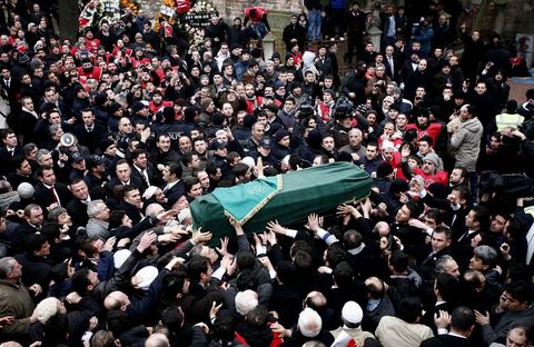 Erbakan'a veda! 132