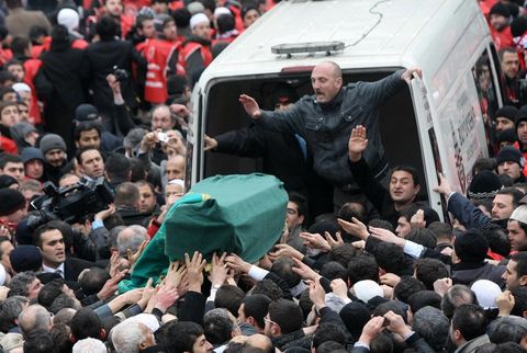 Erbakan'a veda! 140