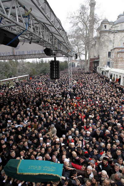 Erbakan'a veda! 141