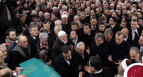 Erbakan'a veda! 142