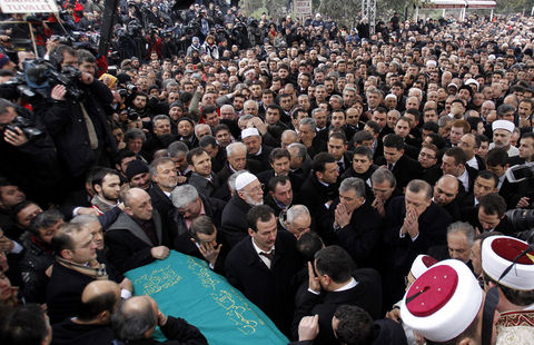 Erbakan'a veda! 171