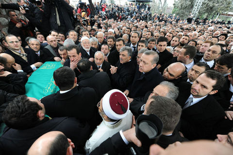 Erbakan'a veda! 176