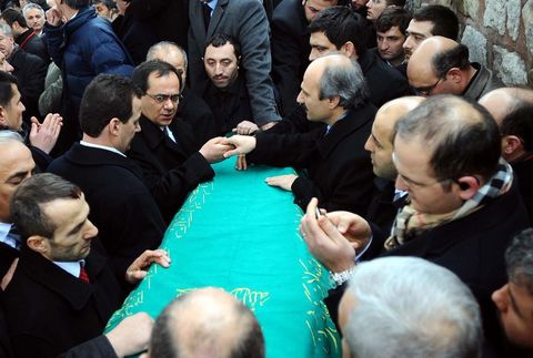 Erbakan'a veda! 181