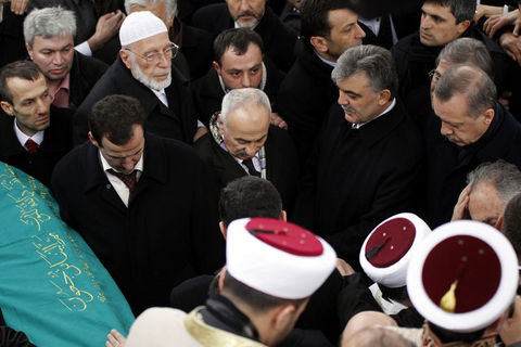 Erbakan'a veda! 192