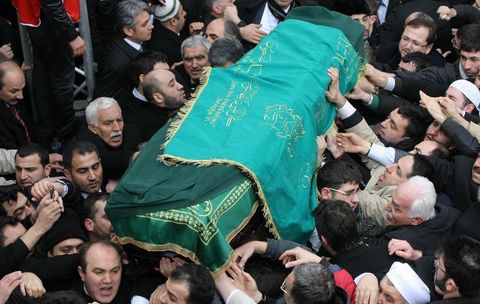 Erbakan'a veda! 194