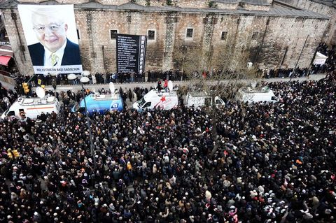 Erbakan'a veda! 202