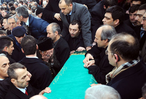 Erbakan'a veda! 225