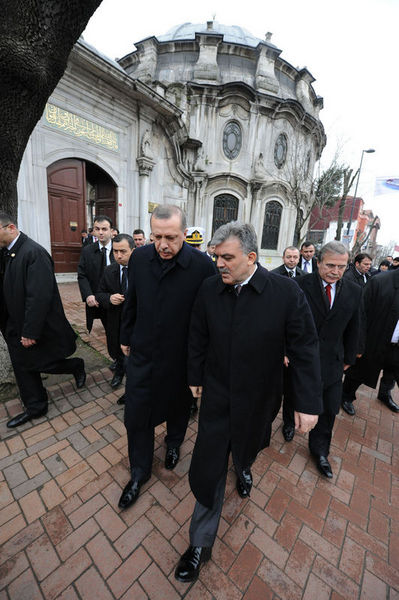 Erbakan'a veda! 232