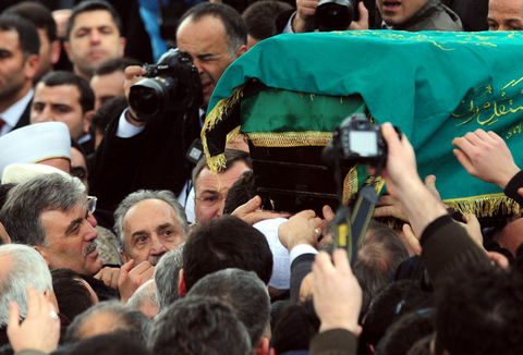 Erbakan'a veda! 252