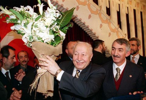 Erbakan'a veda! 71