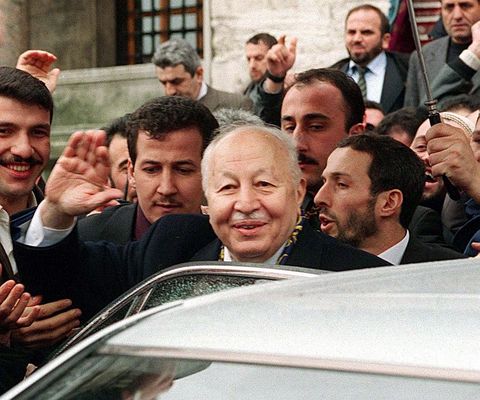 Erbakan'a veda! 72