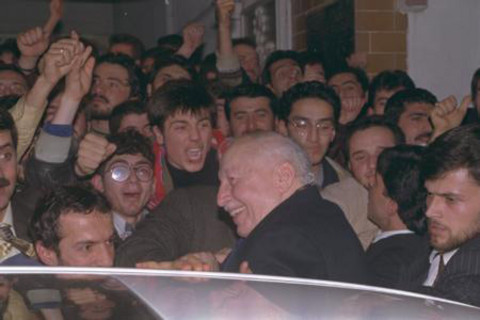 Erbakan'a veda! 98