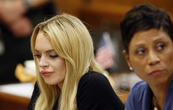 Lindsay'i yakacak görüntüler 12