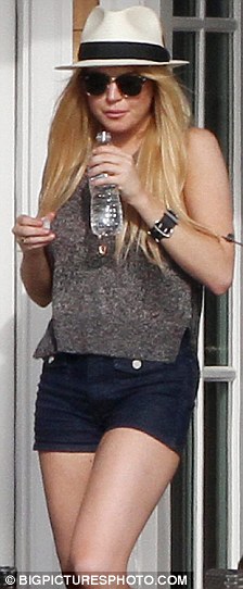 Lindsay'i yakacak görüntüler 33
