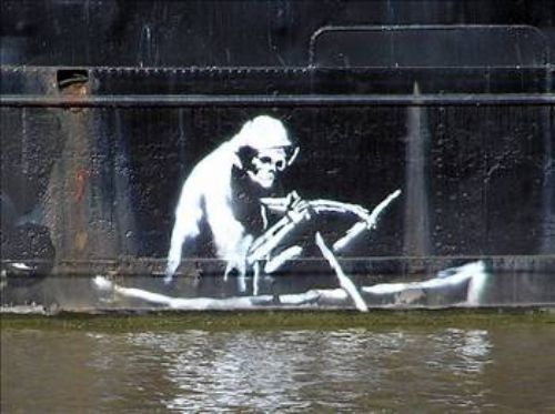 Sokağın gizemli sanatçısı Banksy 13