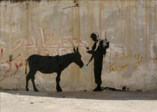 Sokağın gizemli sanatçısı Banksy 18