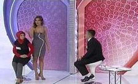 Canlı yayında donup kaldılar 10