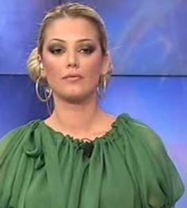 Canlı yayında donup kaldılar 21