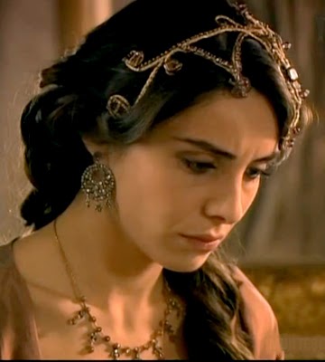 Modern Mahidevran 11